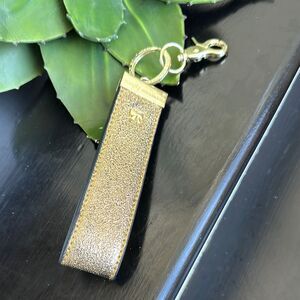 Simply Southern genuine leather like new key fob keychain